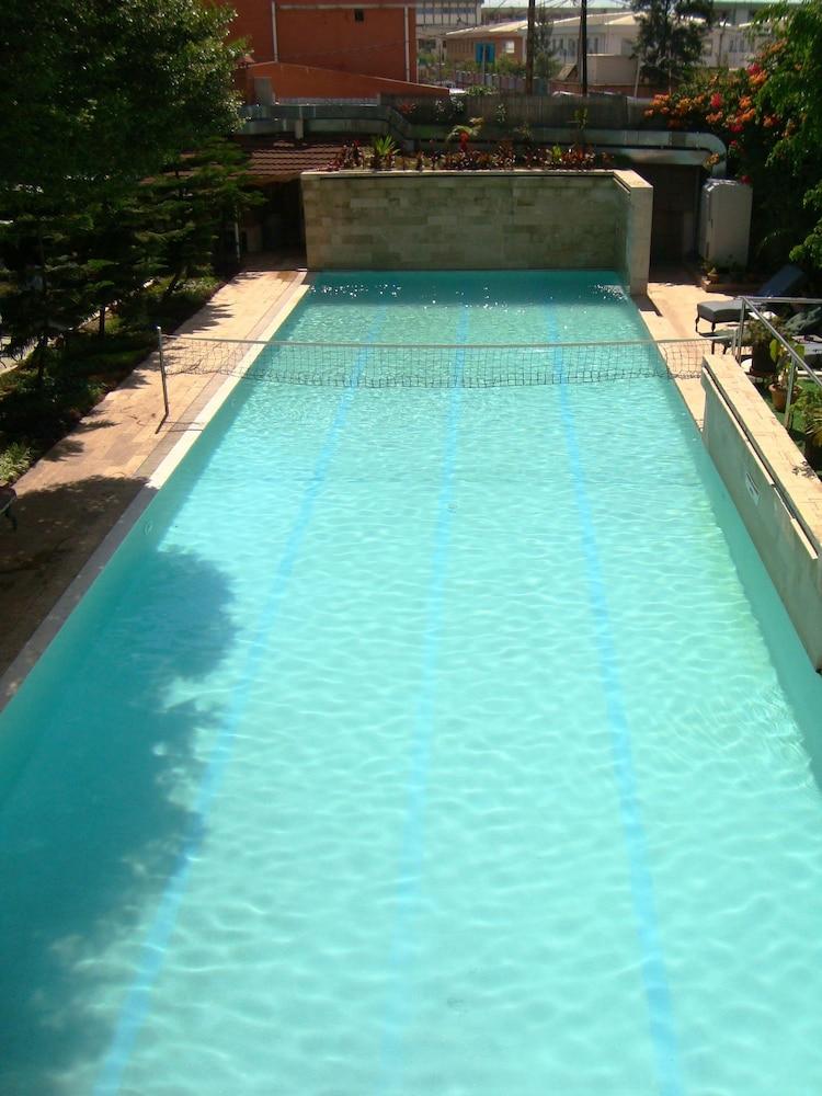 Hotel Sunny Garden Antananarivo Exterior foto